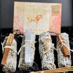 NWT New Beginnings Await: 4-Pack Smudge Stick & Crystal Gift Box